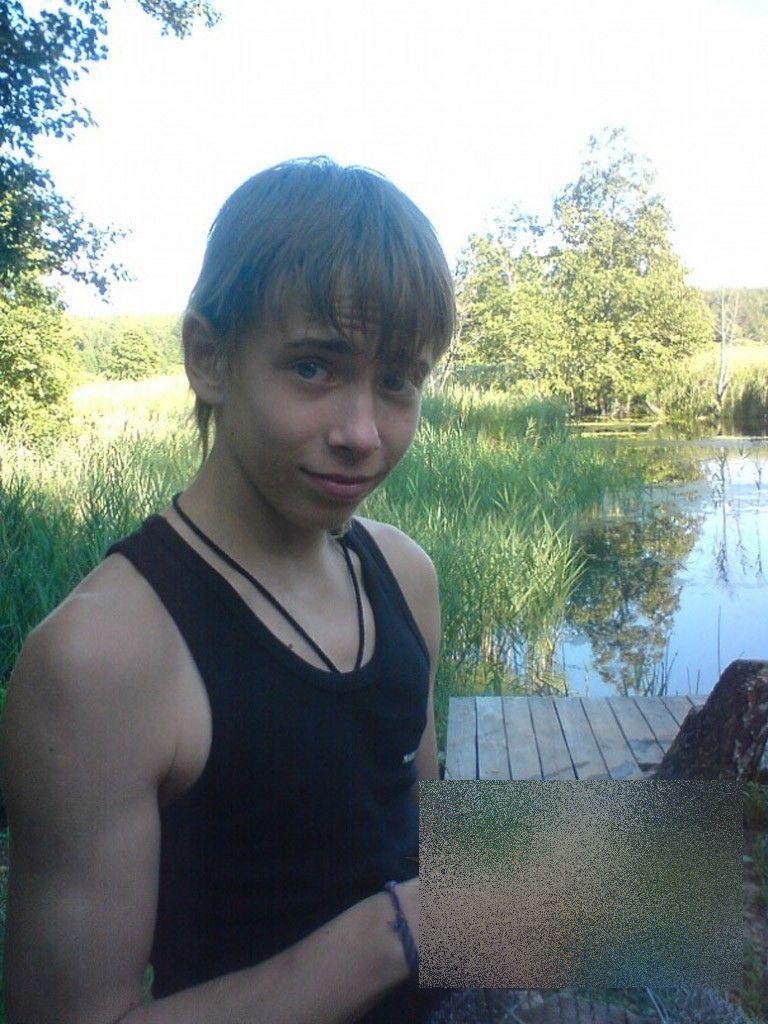 Ce a fost în stare să facă acest adolescent simpatic a ÎNGROZIT o ţară întreagă. "Urmele de sânge duceau chiar la uşa casei lui" 215540