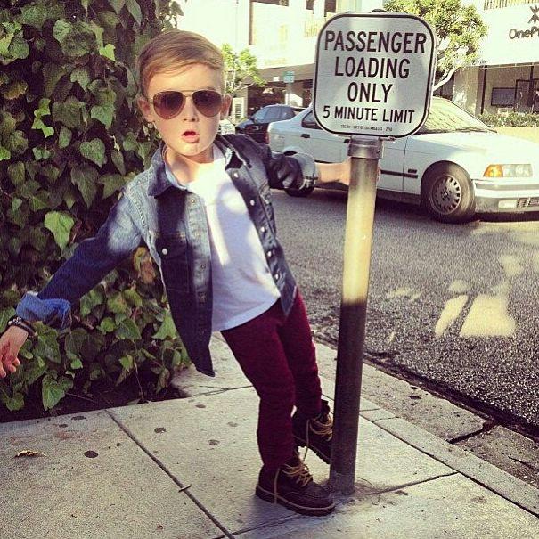 Va frânge muuuulte inimi când va creşte puţin mai mare. Este cel mai CĂUTAT model, care prezintă haine pentru copii 215579