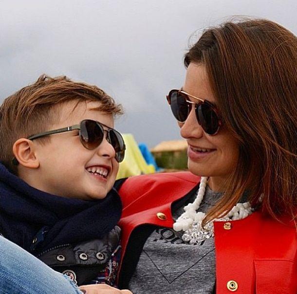 Va frânge muuuulte inimi când va creşte puţin mai mare. Este cel mai CĂUTAT model, care prezintă haine pentru copii 215581