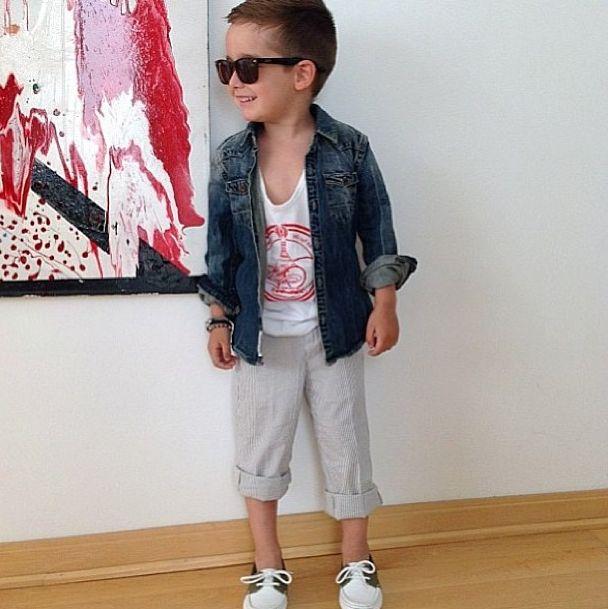 Va frânge muuuulte inimi când va creşte puţin mai mare. Este cel mai CĂUTAT model, care prezintă haine pentru copii 215585