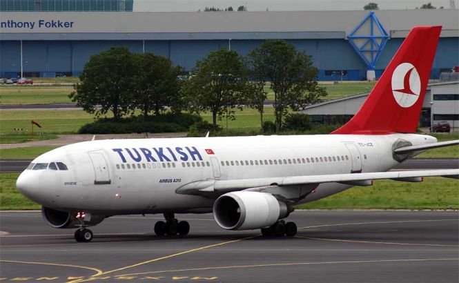 Un avion al companiei Turkish Airlines a aterizat de urgenţă la Istanbul
