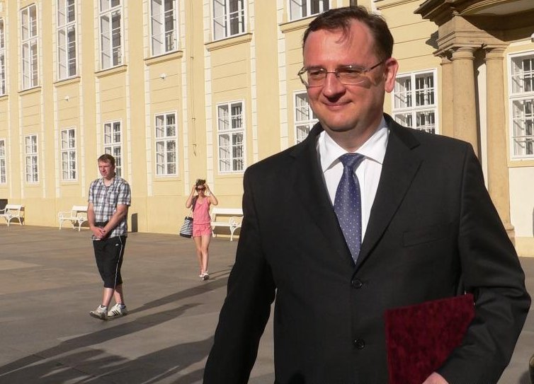 Parchetul din Cehia cere ridicarea imunităţii premierului demisionar Petr Necas