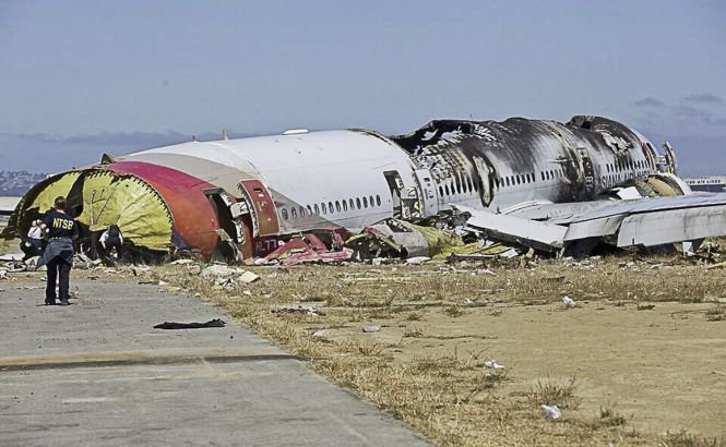 Pilotul avionului care s-a prăbuşit la San Francisco avea puţină experienţă pe aeronavele Boeing 777