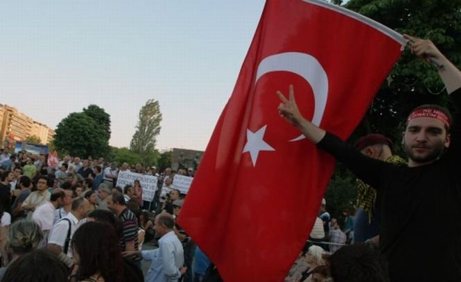 Turcia a redeschis Parcul Gezi din Istanbul, care s-a aflat în centrul protestelor anti-Erdogan