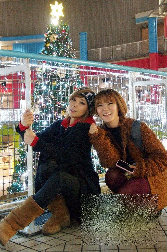 99,9% din cei care văd această poză nu răspund corect la întrebare. Câţi ani credeţi că are fata din imagine? 216434