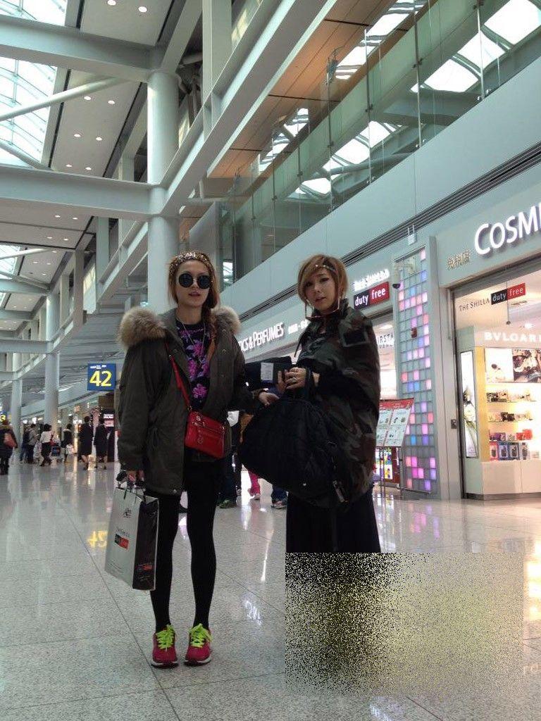 99,9% din cei care văd această poză nu răspund corect la întrebare. Câţi ani credeţi că are fata din imagine? 216438