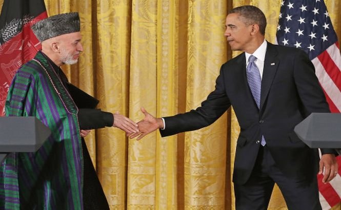 Obama s-a săturat de &quot;FIŢELE&quot; lui Karzai şi vrea retragerea TOTALĂ din Afganistan