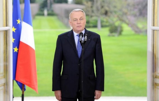Prim-ministrul francez, Jean-Marc Ayrault sărbătoreşte la Bucureşti Ziua Naţională a Franţei, vineri, la Ambasadă