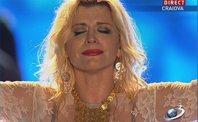 Loredana a făcut spectacol la Craiova, la aniversarea Antena 3