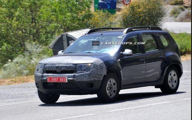Dacia Duster îşi împrospătează aspectul. Imagini-spion cu noul model  217546