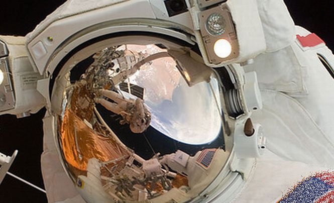 Misiunea pe orbită a unui astronaut italian, întreruptă din cauza acumulării de apă în casca sa