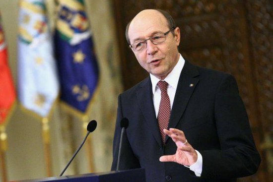 Băsescu: Avem ministru în funcţie condamnat. Justiţia nu mai are frică de politicieni