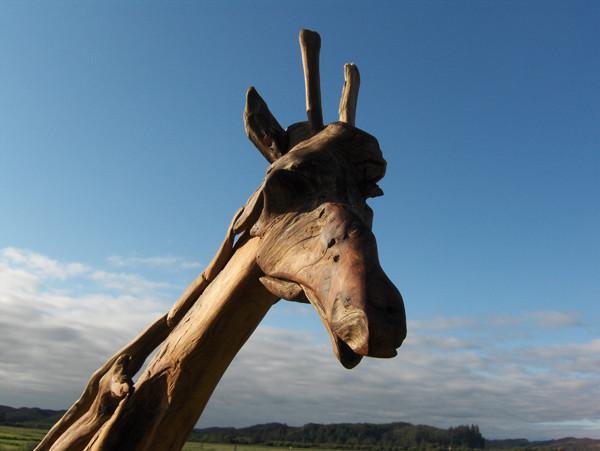 Cum se transformă o bucată de lemn într-o operă de artă 217890