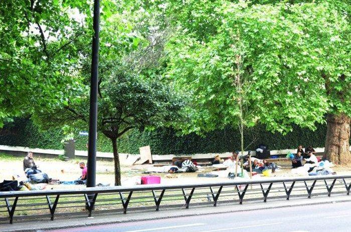 "Ţiganii români m-au înnebunit. Miros îngrozitor pentru că nu se spală". Mărturia şocantă a unui vânzător din centrul Londrei 217815