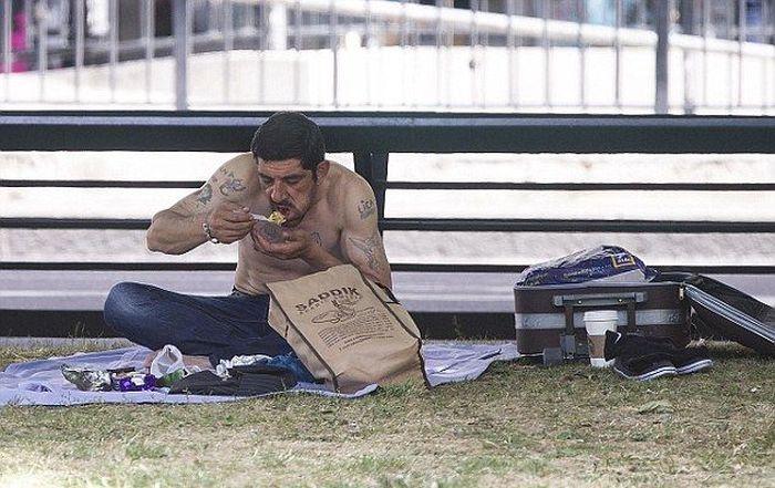 "Ţiganii români m-au înnebunit. Miros îngrozitor pentru că nu se spală". Mărturia şocantă a unui vânzător din centrul Londrei 217818