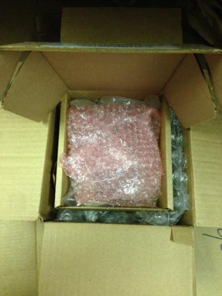 Ce i s-a întâmplat după ce şi-a cumpărat un telefon de pe e-Bay. S-a lecuit de shopping online 217977