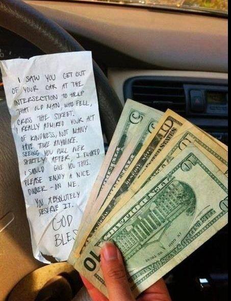  Nicio faptă bună nu rămâne nerăsplătită. Imaginea emoţionantă postată pe internet 218353