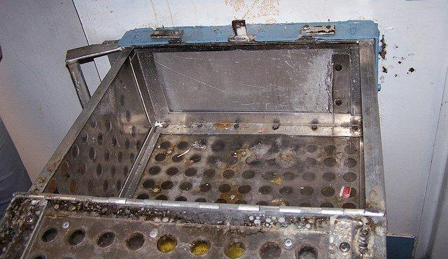 „Este moartea de dinaintea morţii”. Imagini şocante din celulele condamnaţilor la moarte 218651