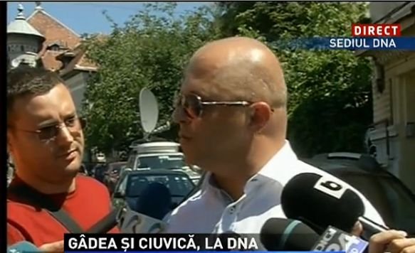 Adrian Ursu, despre acţiunea DNA de a urmări penal Antena3: &quot;Cine e OBSEDAT în ţara asta de Antena3?!&quot;