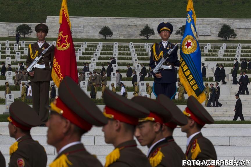 Kim Jong-un a inaugurat un cimitir al eroilor din războiul coreean (Galerie foto) 218972