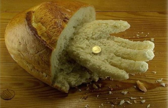 Ponta: TVA la pâine, redusă. Vor creşte accizele la alcool şi bunuri de lux