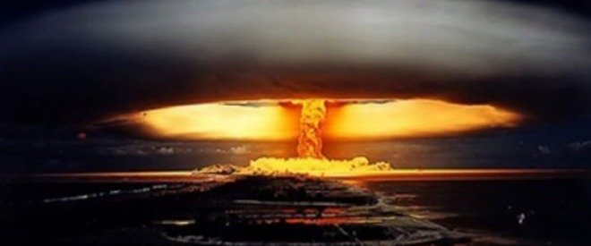 Utilizatorii Google pot detona o bomba atomica