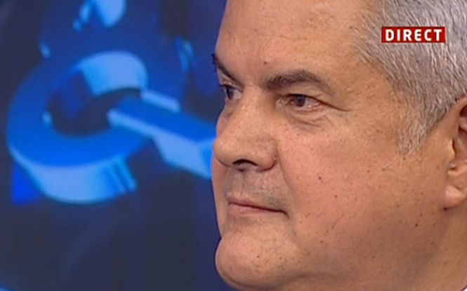 Adrian Năstase: Am impresia că s-a dorit să se ajungă la situaţia în care CFR Marfă să fie privatizată pe nasturi