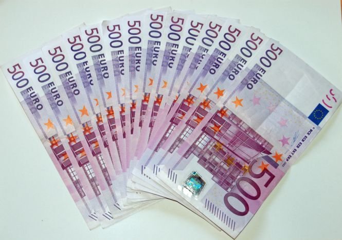 Cipru a ridicat restricţia pe deschiderea de conturi bancare. Suma minimă depusă, 5.000 de euro