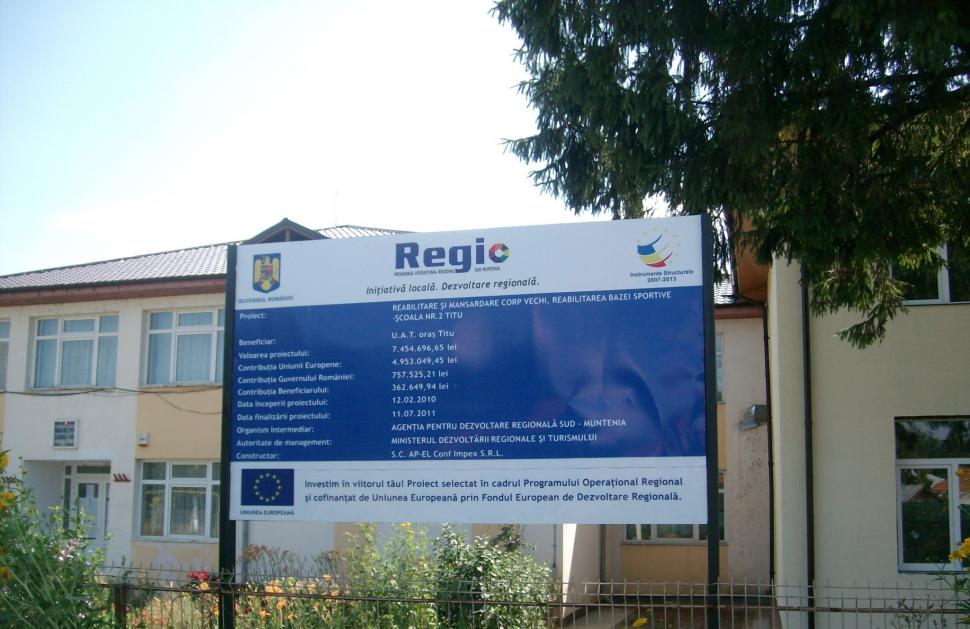 (P) La Titu, Regio susţine îmbunătățirea accesului la educaţie 219556