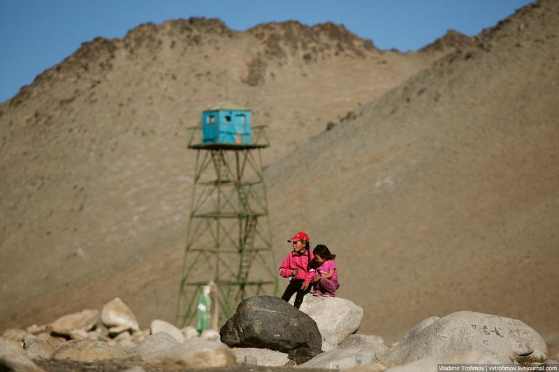 Marea moartă din Pamir. Fotografii uimitoare cu locul uitat de lume şi de timp 220583
