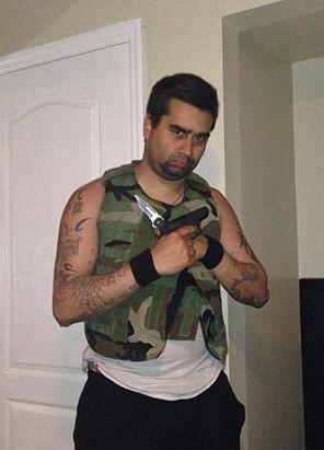 Imaginea care a şocat internetul. Şi-a omorât soţia şi a postat poza cadavrului pe Facebook 220777