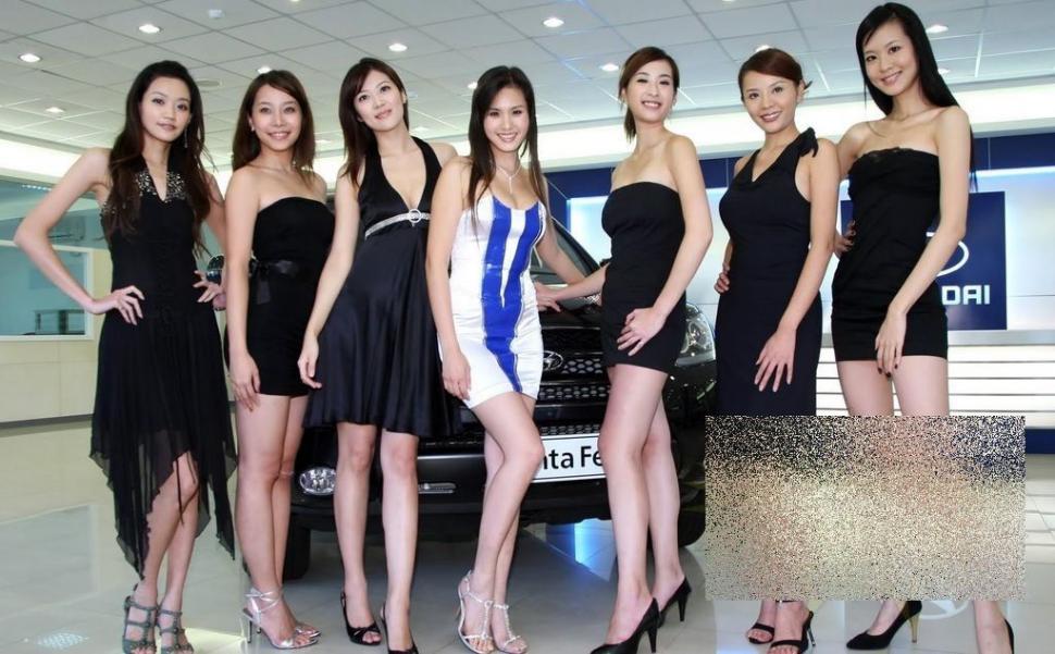 Deşi era CĂSĂTORITĂ le-a arătat-o tuturor. Soţul nu ştia ce-i face nevasta în timpul liber 221253