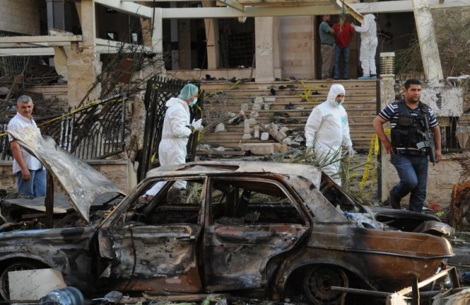 Două explozii cu maşină-capcană la Tripoli: 42 de morţi şi 350 de răniţi