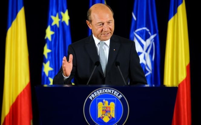 Traian Băsescu, declaraţii la Palatul Cotroceni. &quot;Crearea de locuri de muncă este esenţială&quot;