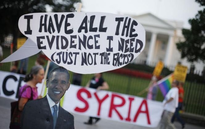 &quot;Nu te atinge de Siria&quot;. Proteste la Casa Albă, înaintea discursului susţinut de Obama
