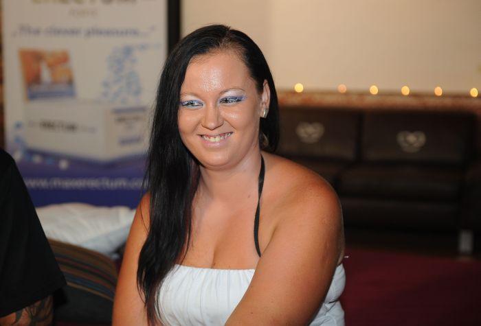 Este cea mai INDECENTĂ propunere pe care a postat-o cineva pe internet. Are doar 21 de ani şi vrea să facă asta 223755