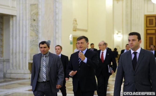 Antonescu: România va fi „în prima linie” împreună cu SUA şi aliaţii, în cazul unei intervenţii în Siria 