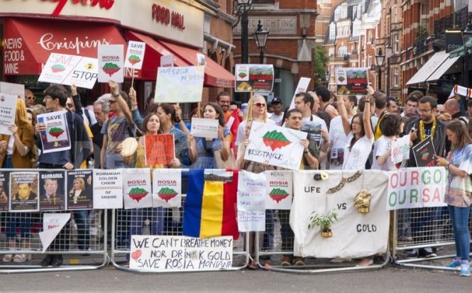 Protestele pentru salvarea Roşiei Montane s-au extins şi în alte ţări europene