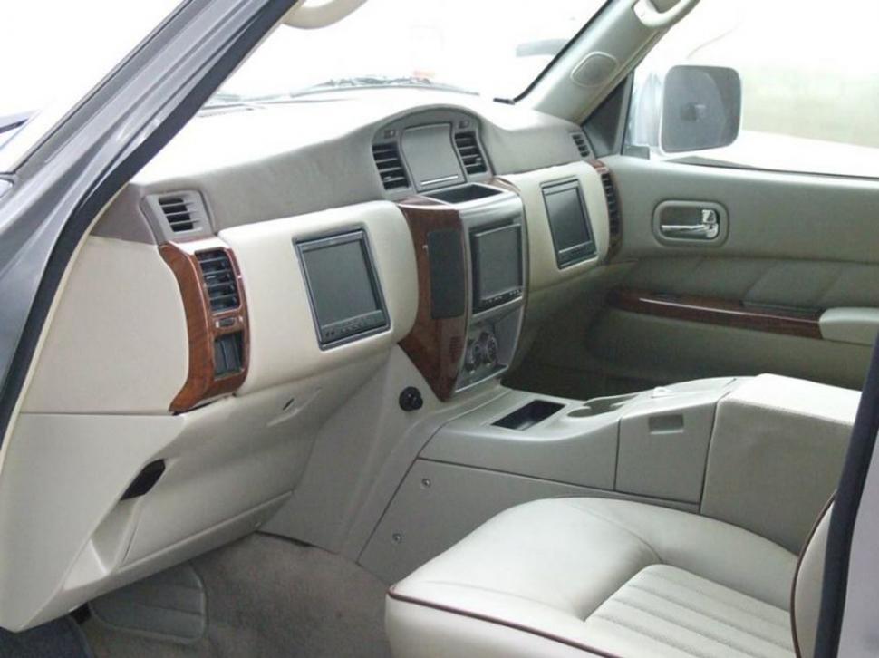 NIMENI nu înţelege această maşină. "A fost TUNATĂ de arabi" 224851