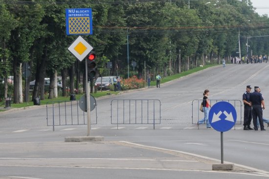 Restricţii de circulaţie în Capitală, astăzi, la meciul România-Turcia. Ce artere vor fi închise