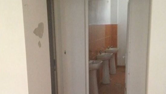 În judeţul Bistriţa Năsăud, şcolile nu au fost reabilitate, însă pentru WC-uri s-au găsit bani. Toaleta unei şcoli costă 78.000 de euro!