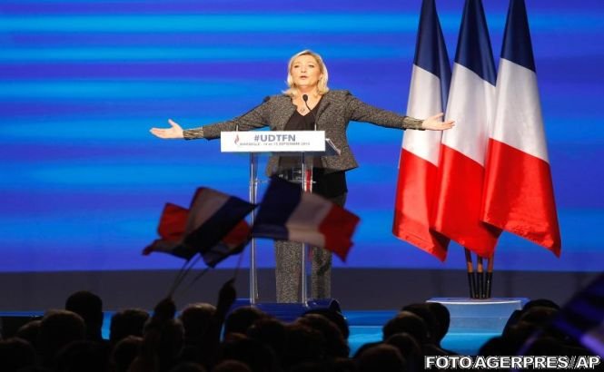 Marine Le Pen cere Franţei să se opună eliminării restricţiilor de liberă circulaţie pentru români şi bulgari în UE