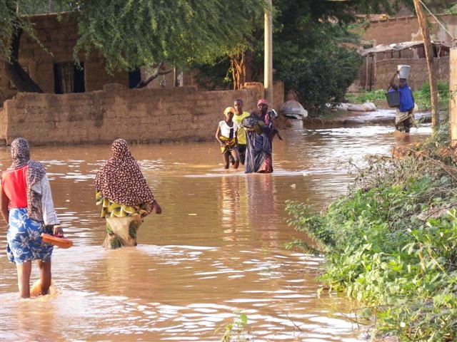 Bilanţul inundaţiilor din Niger: 32 de morţi şi peste 130.000 de sinistraţi