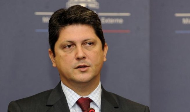 Ministrul de Externe a depus plângeri penale împotriva firmelor din ţară care &quot;trimit români în sclavie&quot;