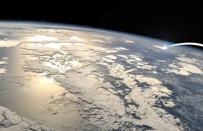 Satelitul gunoier va curăţa orbita Terrei începând din 2018. Misiunea va dura cinci ani
