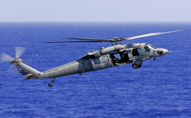 Un elicopter SUA s-a prăbuşit în Marea Roşie. 2 membri ai echipajului sunt daţi dispăruţi