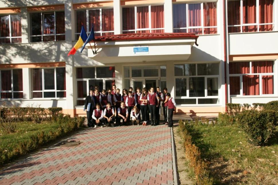 (P) Regio, a „doua şansă” pentru Şcoala nr. 7 din Oneşti 226813