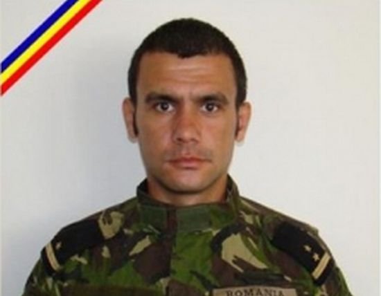Militarul Vasile Claudiu Popa, mort în Afganistan, cetăţean de onoare la Alba Iulia