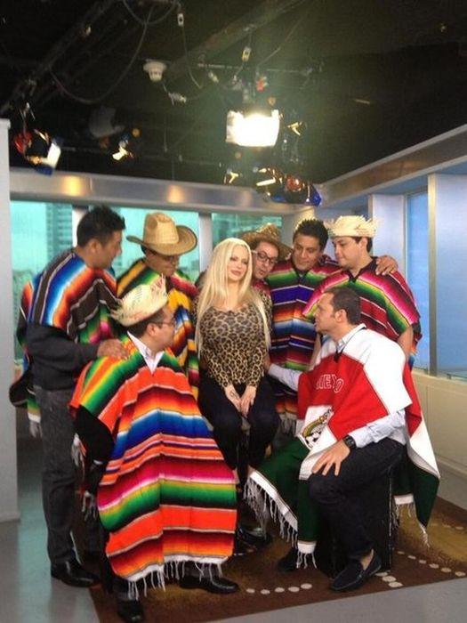 Cum credeţi că îşi câştigă existenţa această femeie. Nu te-ai fi aşteptat la asta, dacă o vezi cum arată 228045