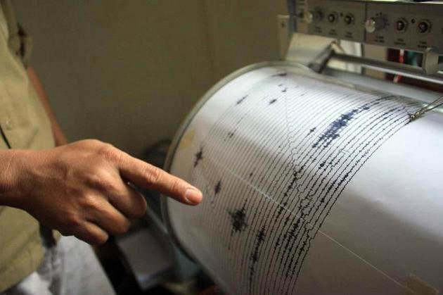 16 cutremure în 24 de ore. Un alt seism s-a produs la Galaţi, în timp ce seismologii dezbăteau documentul care prezintă cauza fenomenului